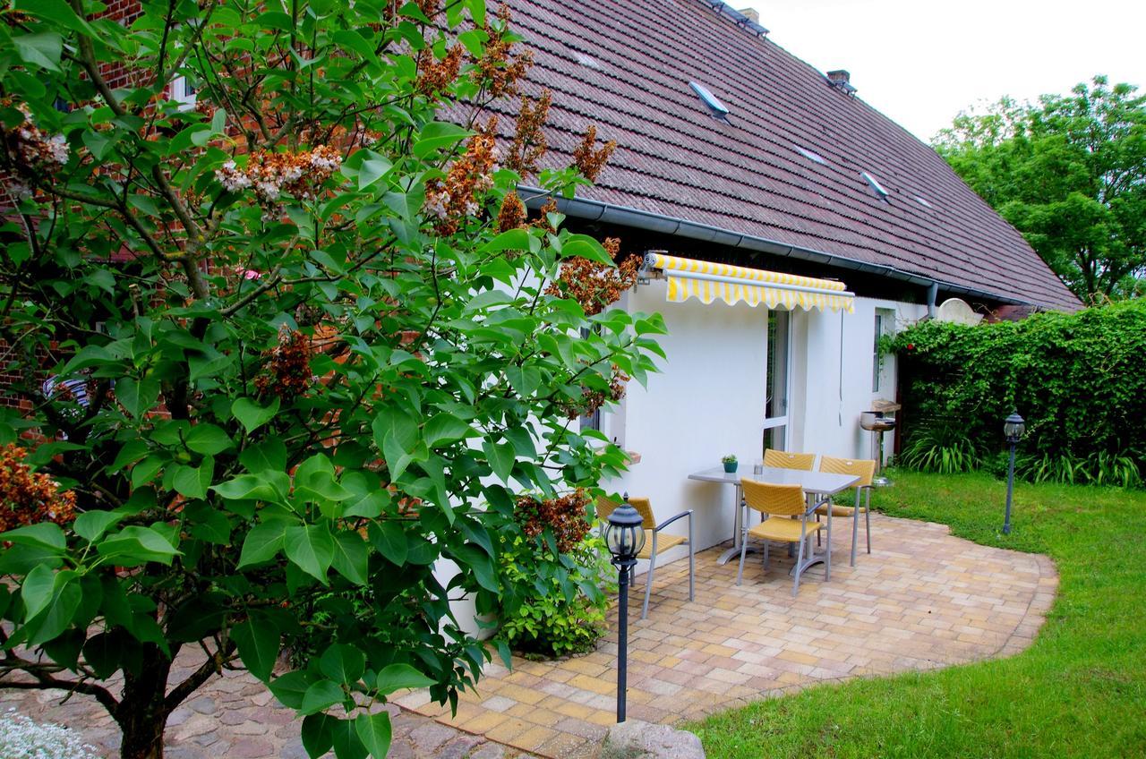 Kastanienhof Am Loppiner See Jabel Exterior foto
